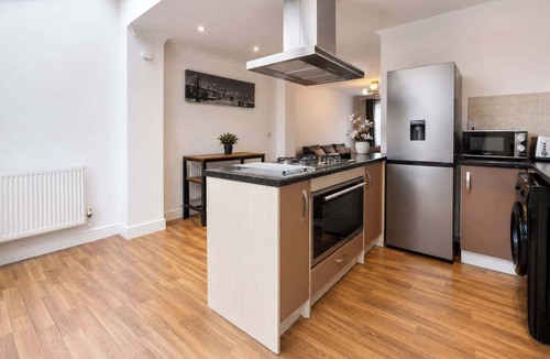 North Stifford House | Modern 3BDR Family House in North Stifford