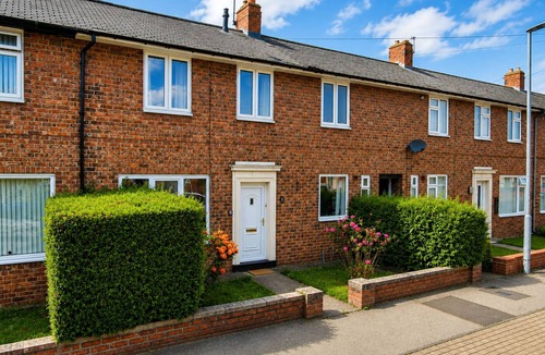 Durham House | Modern 3BR | Close to Durham Centre