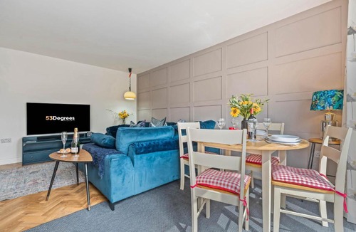 Ness House | Modern 4 Bed Retreat by 53 Degrees Property Perfect for Families & Groups