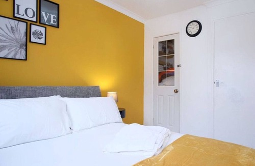 Goresbrook Apartment | MODERN & BRIGHT 1 BEDROOM FLAT, LONDON
