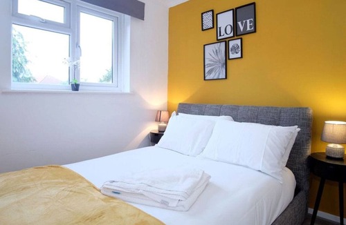 Goresbrook Apartment | MODERN & BRIGHT 1 BEDROOM FLAT, LONDON