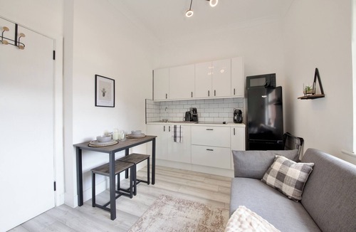 Islington Apartment | Modern City Apartment in London