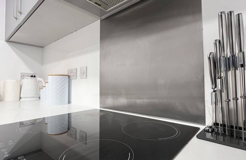 Theatreland Birmingham Apartment | Modern City Centre 2bed | Free Parking + WiFi #508