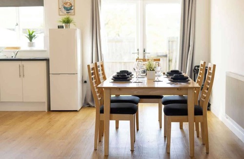 Crook House | Modern Durham Retreat for Work & Leisure