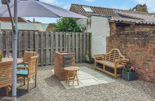 Sheriff Hutton Cottage | Modern family home near York but surrounded by stunning countryside.