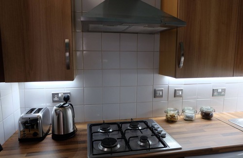 Edinburgh Apartment | Modern Homely 1 Bedroom Apartment near City Centre