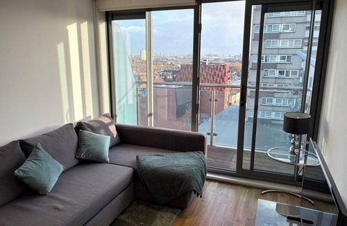 Wembley Central Apartment | Modern luxury 1bed| 2mins to Wembley station - Long & short term let