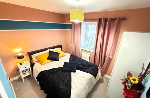 Luton House | Modern new built house3 bed house in Luton