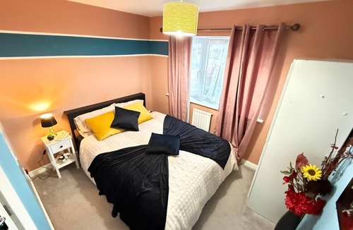 Luton House | Modern new built house3 bed house in Luton