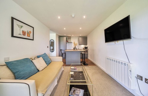 Morcott Apartment | Modern Peaceful Open Plan 1-bed Apartment Rutland