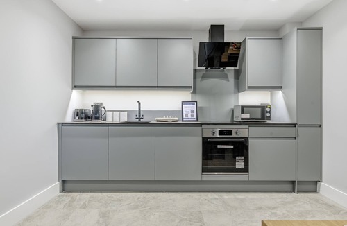 Oadby Apartment | Modern & Spacious Studio Apartment in Leicester