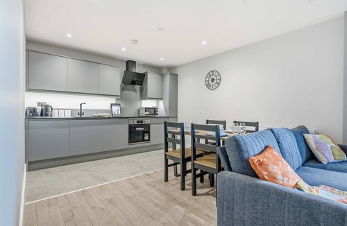 Oadby Apartment | Modern & Spacious Studio Apartment in Leicester