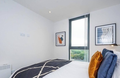 Salford Apartment | Modern, Spotless & Close to City Hotspots!