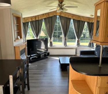Cray Valley East Other | Modernised 3 Bedrooms Mobile Home