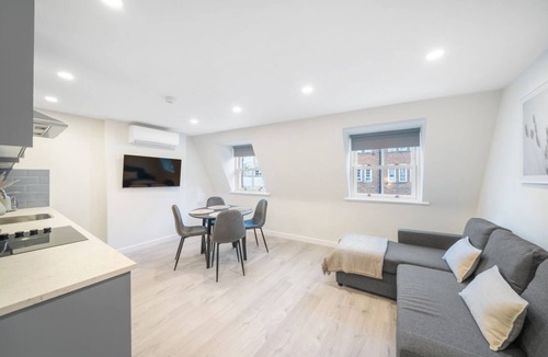 Bayswater Apartment | New 1Bed with AC near Portobello