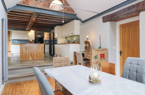 Melbourne Cottage | New Elms Farmhouse
