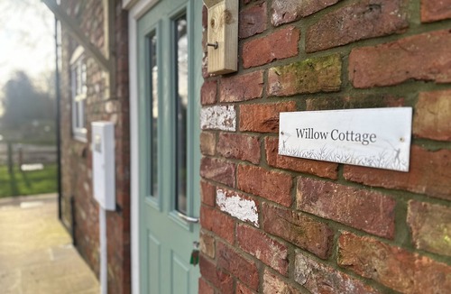 Burgh le Marsh Cottage | New Willow Cottage - 5 bedroom, sleeping 11
