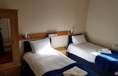 Peterborough Hotel | Newark Hotel