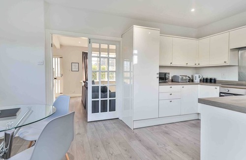 Sheffield House | Newly Extended 3 Bed Family Home Near Graves Park