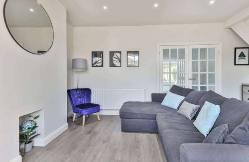 Sheffield House | Newly Extended 3 Bed Family Home Near Graves Park
