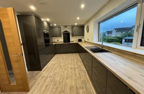 Helmshore House | Newly Refurbished Tor View Executive Dormer Bungalow Rossendale