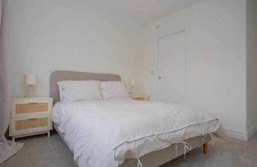 Stamford House | Newly renovated modern house in Stamford