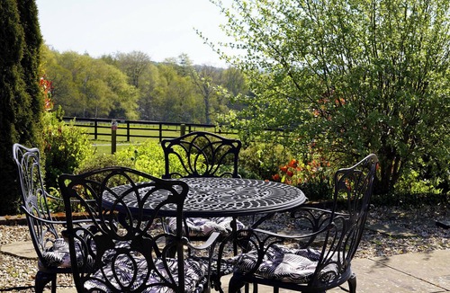 Consett Cottage | No.3 The Old Stables is a cozy cottage near Durham city, fully pet friendly!