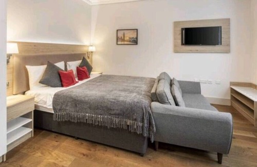 Pembridge Apartment | Notting Hill Hotel Room - BO3