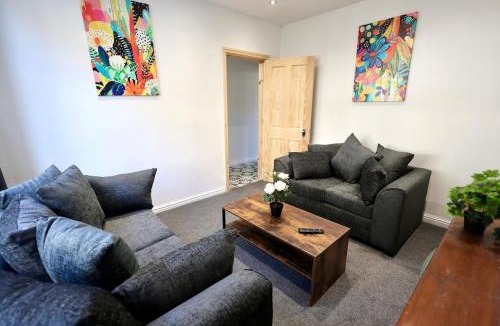 Wadsworth House | Nursery House Retreat