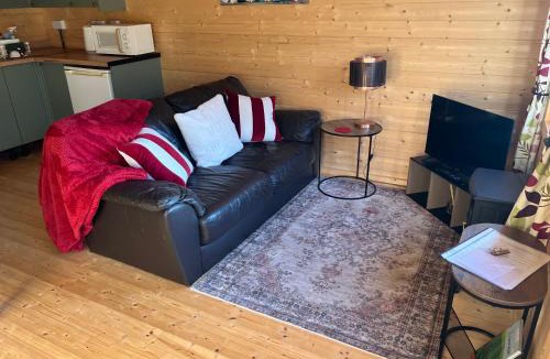 Caldicot Other | Oak Tree Cabin