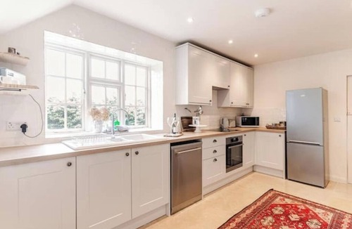Stoke Rochford Cottage | 🌿 Oak Tree Cottage – A Peaceful Country Retreat on the Stoke Rochford Estate