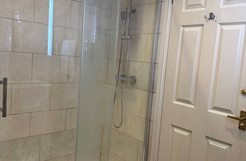 Luton Apartment | One-Bedroom Flat Close To Leagrave Train Station/Luton Airport