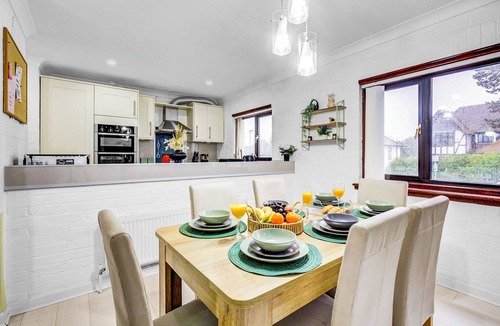 Petts Wood and Knoll House | Orpington/5 Bed/Contractor/Close to Central London