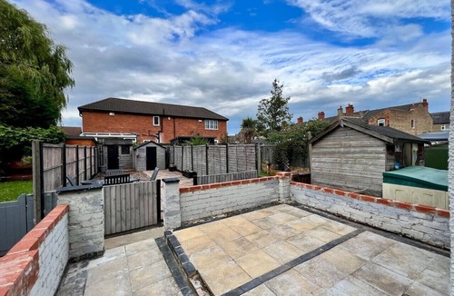 Cleethorpes Villa | Oxford House- Contractors, Family Holidays Welcome