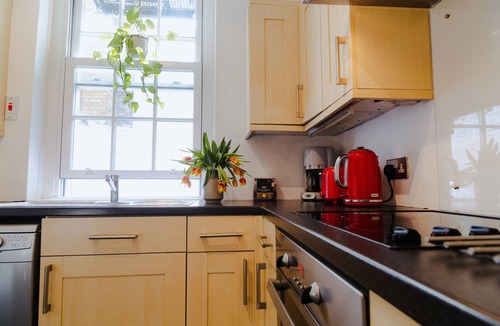 City of Westminster House | Paddington/Hyde Park gorgeous flat, central location!