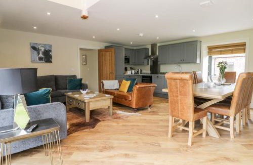 Mappleton House | Partridge Place