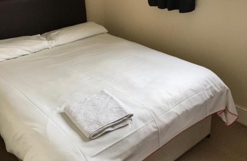Ellesmere Port Apartment | Pay2Stay