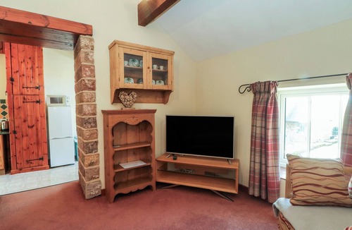 Longnor Cottage | PEARLS FARM TWO, romantic, character holiday cottage in Macclesfield