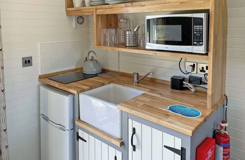Milnthorpe Cottage | Pet Friendly Rustic Pod