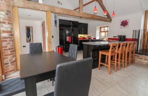 Driffield House | Pillar Barn