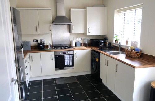 Oakham House | Pleasant & Quiet House near Rutland Water, Stamford & Oakham