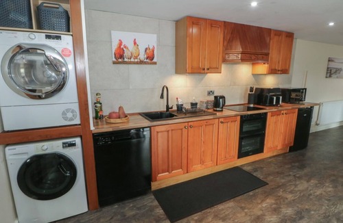 Leyland Cabin | Pompian Lodge, Tarleton