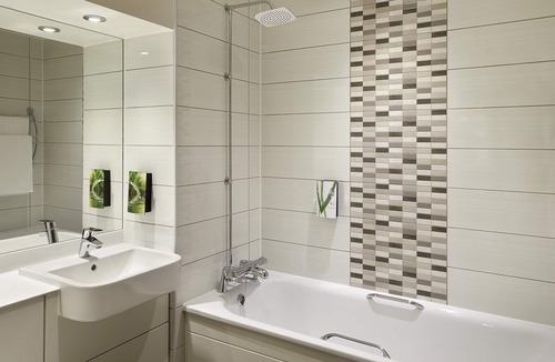 Hampton Hotel | Premier Inn Peterborough - Hampton