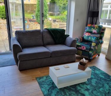Baildon Apartment | Private and Peaceful Space With Free Parking