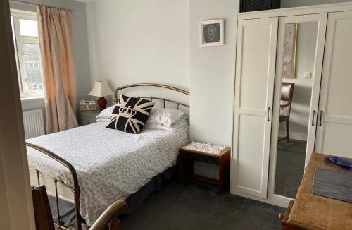 Northway House | Private Room in a house in the Cotswolds