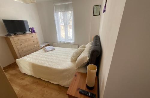 Belsize Park Other | Queens Crescent