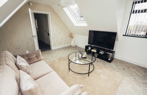 Barrow-on-Trent Apartment | Queensferry Collection - Residence 8