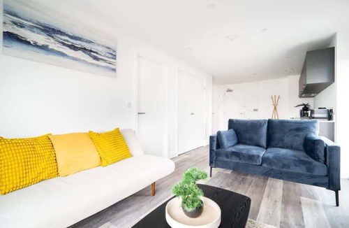Eccles Apartment | Quiet Apartment in the Heart of Eccles Manchester