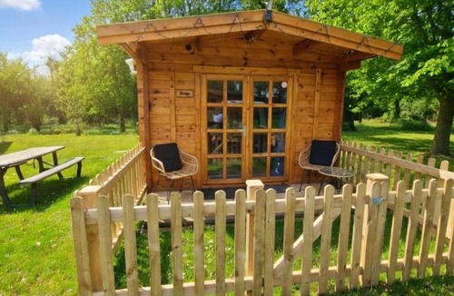 Alford House | Rabbit Lodge Dog friendly nr Anderby Creek
