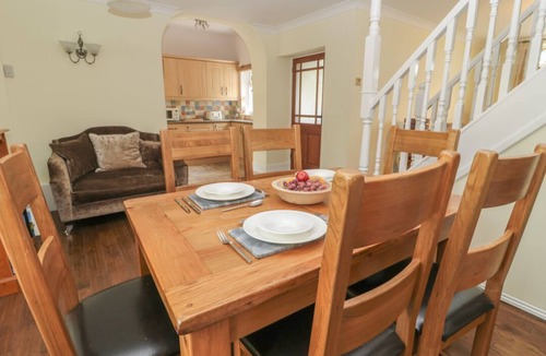 Old Bewick Cottage | Red Squirrel Cottage, 5 Biddlestone, Rothbury